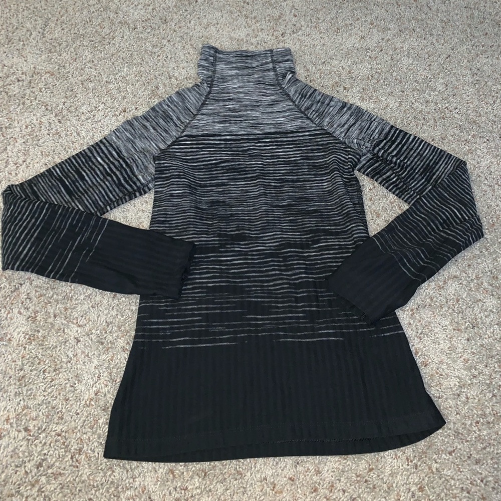 Nike funnel neck top